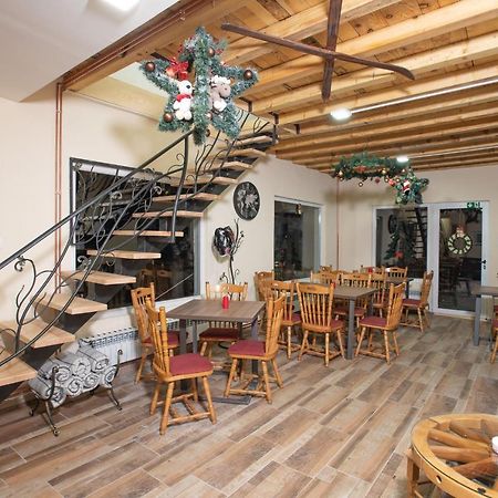 Apartmani Sp Jovanovic Crni Vrh Dış mekan fotoğraf