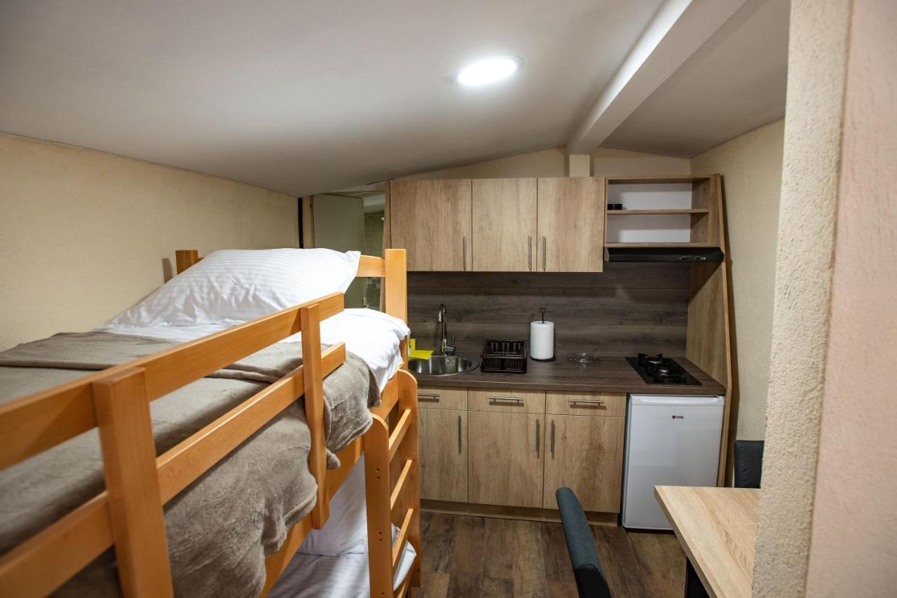 Apartmani Sp Jovanovic Crni Vrh Dış mekan fotoğraf