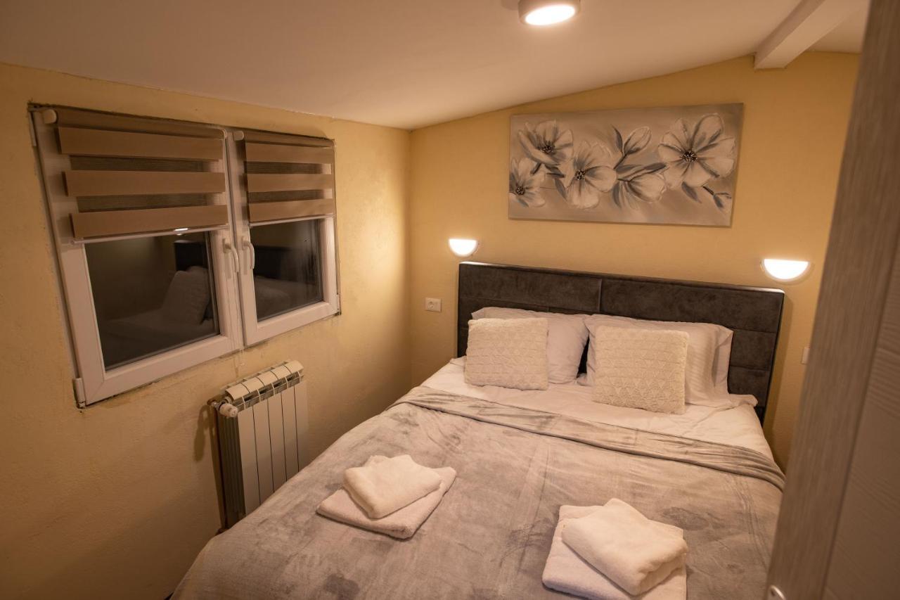 Apartmani Sp Jovanovic Crni Vrh Dış mekan fotoğraf