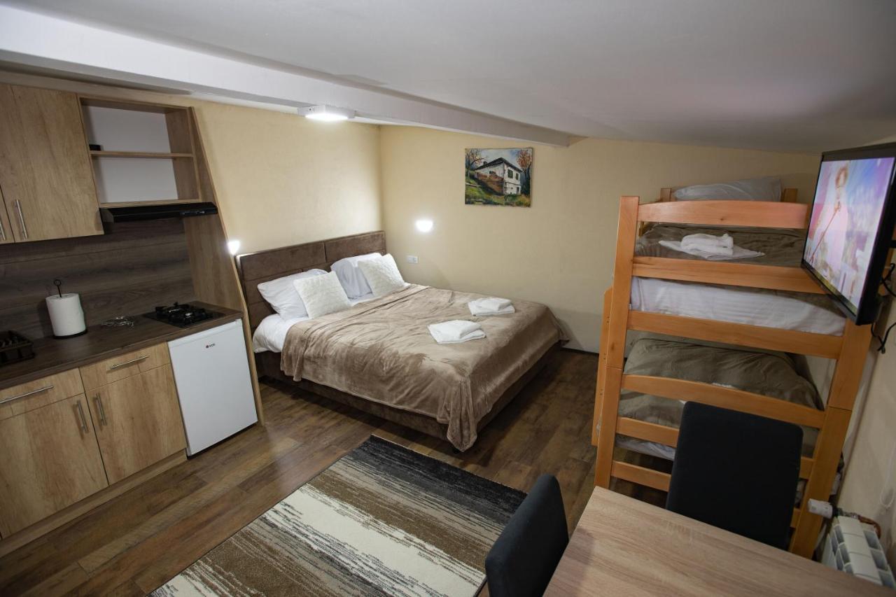Apartmani Sp Jovanovic Crni Vrh Dış mekan fotoğraf